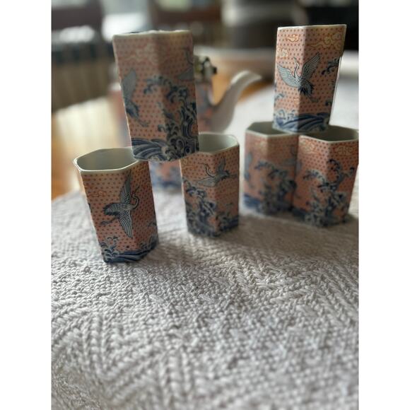 Asian Teapot set with 6 cups. - Picture 3 of 10